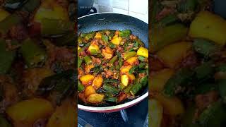 दही वाली मज़ेदार भेंडी की सब्ज़ी || Dahi Bhindi || indianstyle cooking #shorts