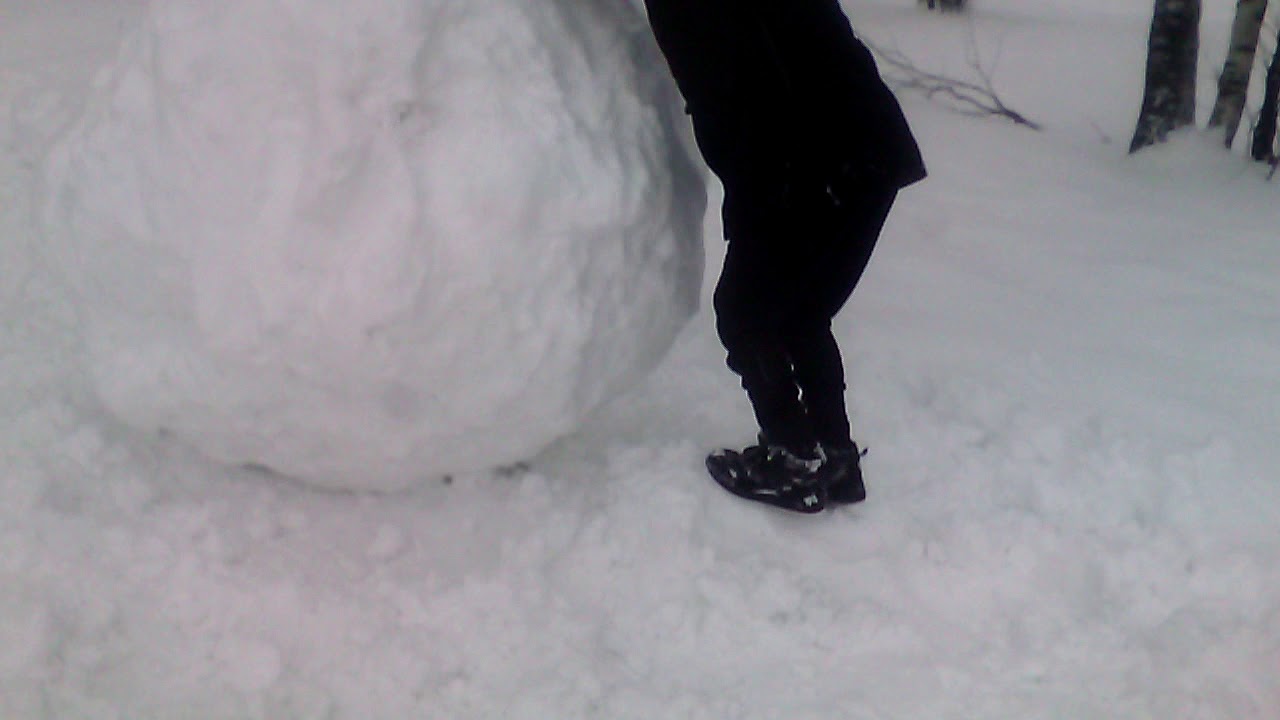 Большой ком снега - YouTube