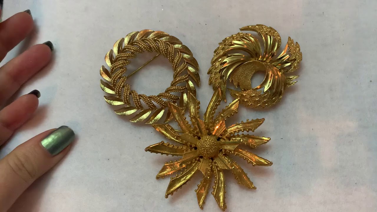 1,000 Vintage Brooch Lot Favorites