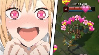 Cutie Eylül Tiviç Oynuyo