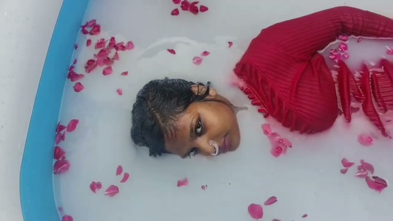 Fece up underwater swimming pool 😍🥰//