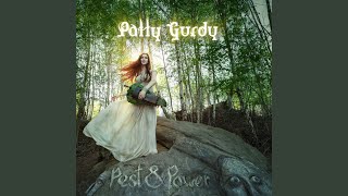 Miniatura del video "Patty Gurdy - Run"