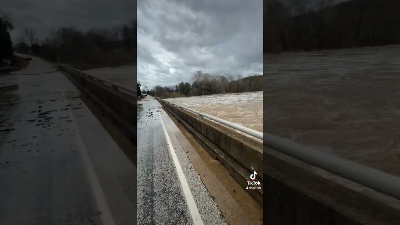 Big piney over flow at slab town bridge. Last bridge above water! 