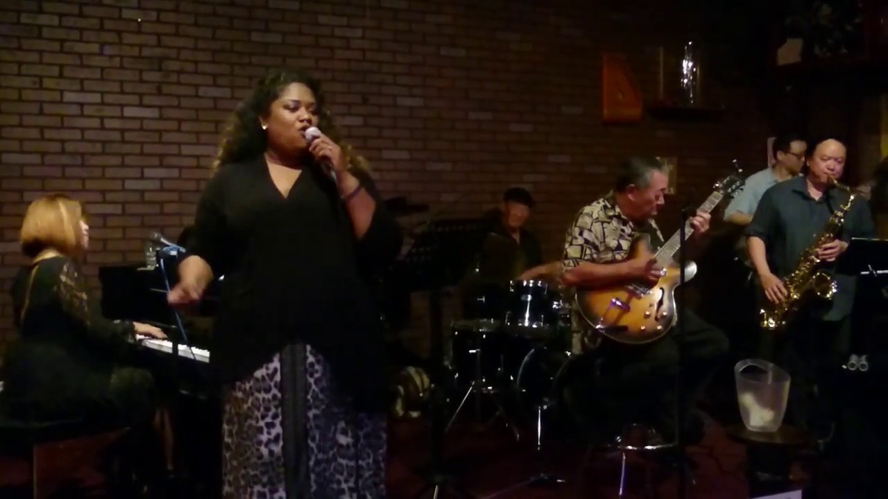 Jazz minds with Riya Davis