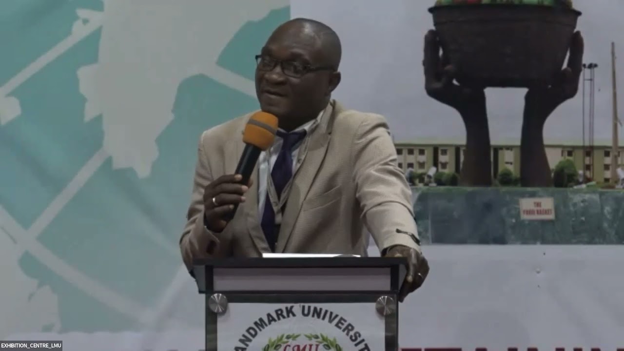 UNDERSTANDING THE DYNAMICS OF DATA ANALYSIS AND INTERPRETATION IN SOCIAL SCIENCE RESEARCH