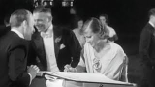 Newsreel of the Grand Hotel (1932) premiere | Crawford, Gable, Dietrich, Shearer, Barrymore & more