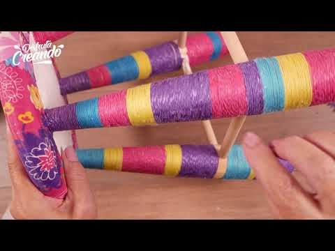 👍 I decorated a wooden bench without using paint!!!! 🧶 with yarn and fabric. Enjoy creating!