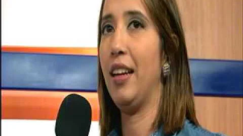 Karla Erazo agueva en television nacional a su pre...