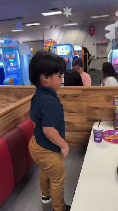 Dad and Son FIGHT over PIZZA, Mom settles it 😱 #shorts