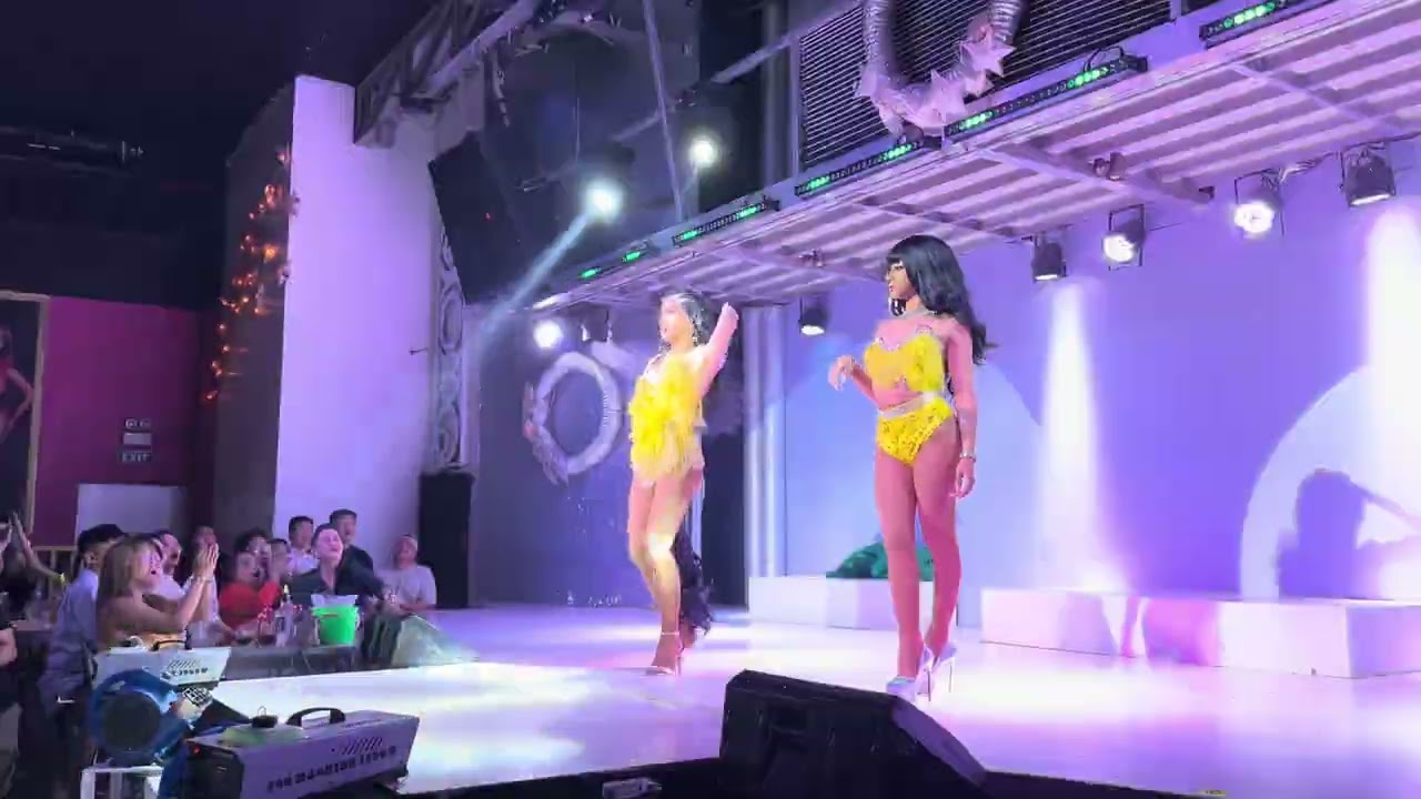 Adrenaline - Ru Paul ( Maxie & Angel )