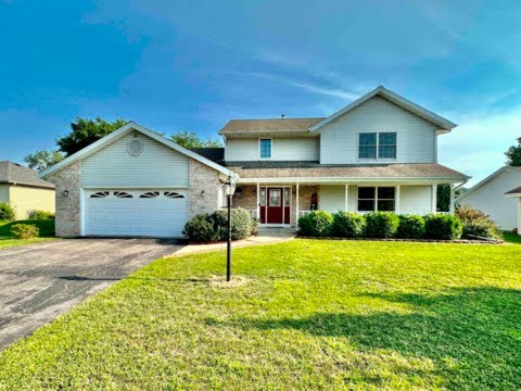 561 Riverhill Court, Machesney Park, IL home video tour