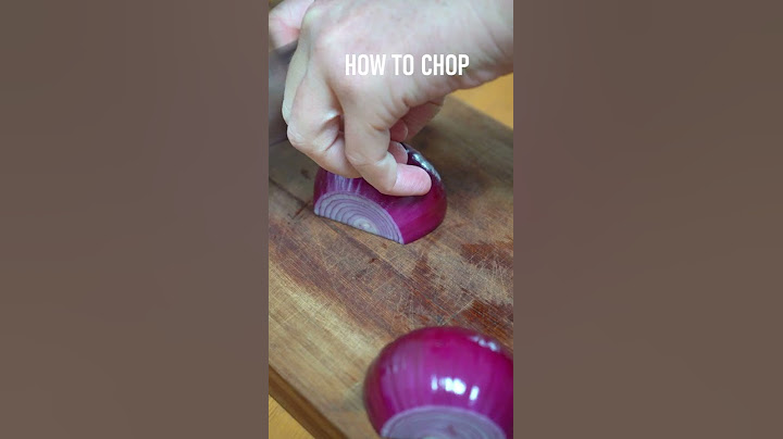 HOW TO CHOP AN ONION, faster, safer. #shorts