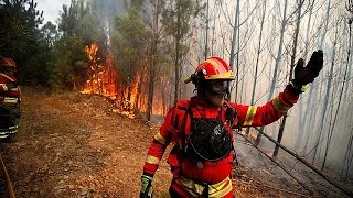 Portugal cierra luchando contra el fuego su semana más aciaga