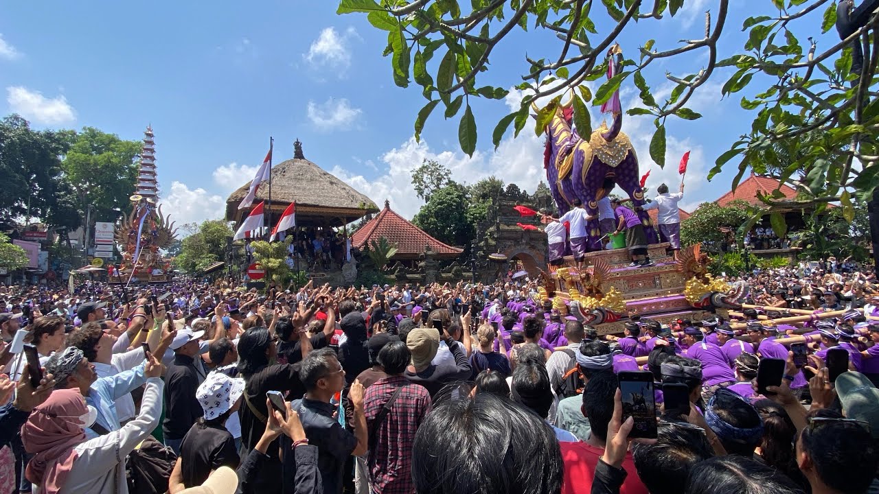 JUTAAN MATA MENONTON! PELEBON PURI UBUD 2025 | UBUD BALI HARI INI