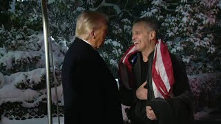 Donald Trump meets American teacher released from Russian prison | AFP