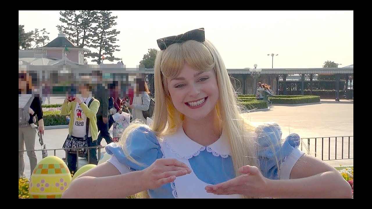 Alice S Skip Is So Cute Tokyo Disneyland Youtube