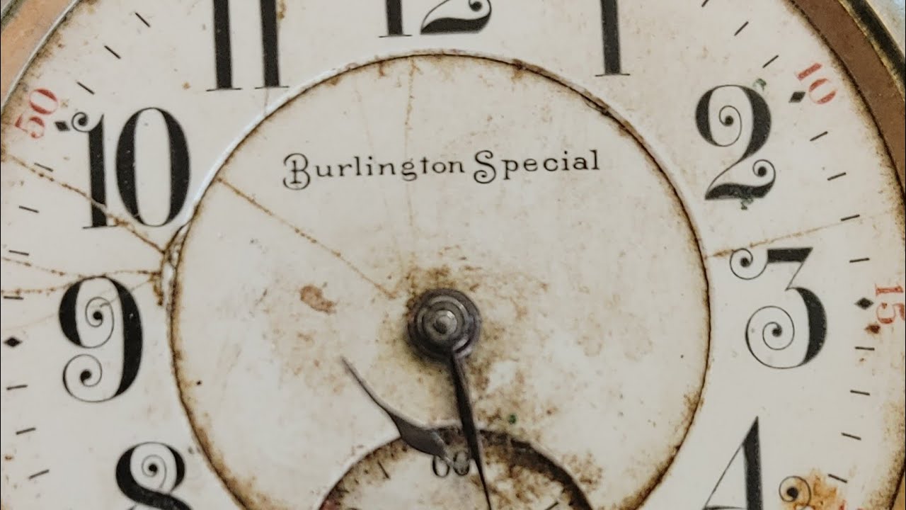 First look. Opening up a $15 flea market pocket watch with a stuck bezel..wow.