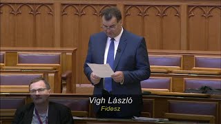 Vigh László kérdése és Latorcai Csaba válasza