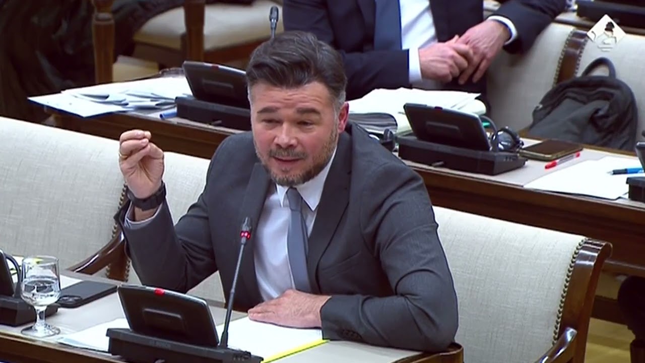 Rufián, al choque con Rajoy y a punto de obligar a suspender la sesión en el Congreso