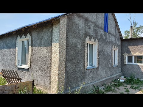 Купили дом в деревне. Клеем обои #купилидомвдеревнеремонт