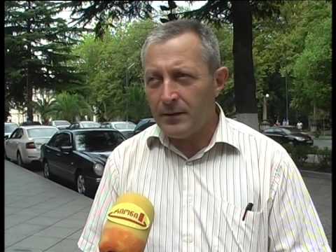 აღმაშენებლის გამზირზე ბინების ფასადების რეაბილიტაცია მიმდინარეობს