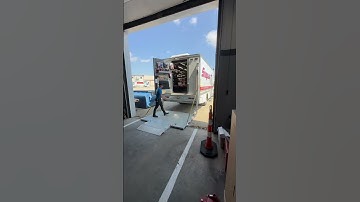 Unbox and load a new toolbox with me!! #snapon #automobile