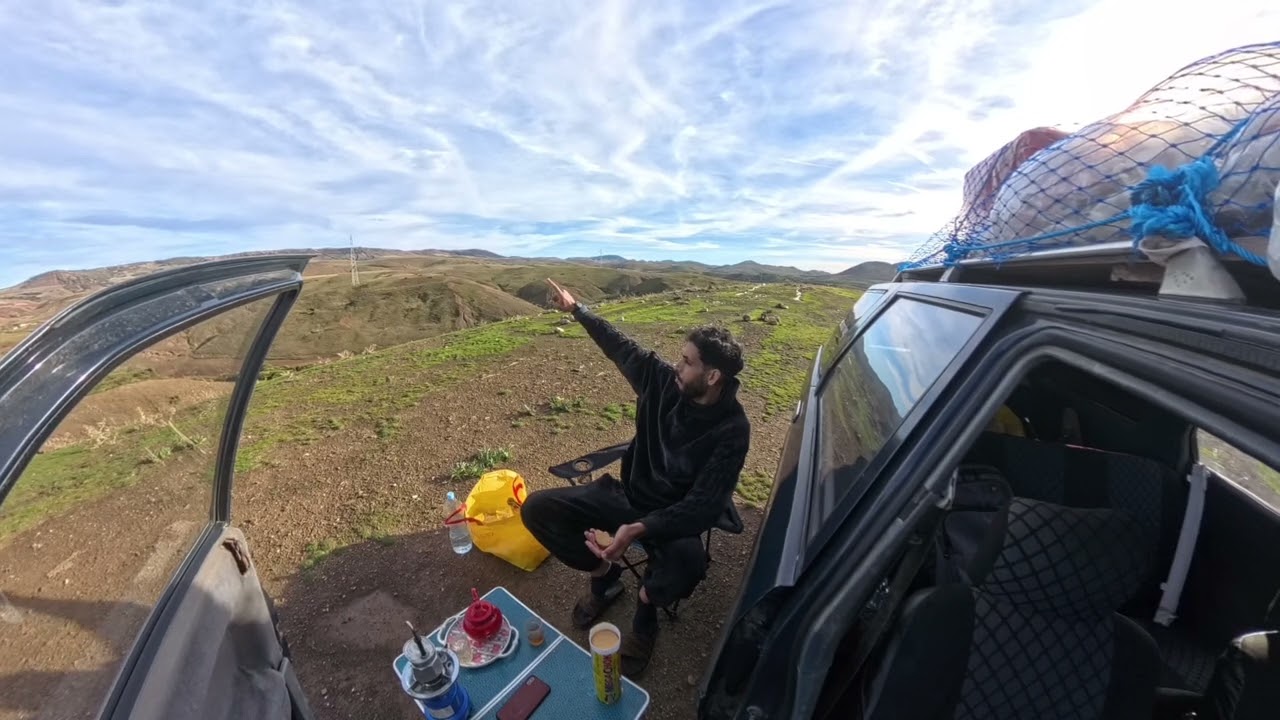 شكرًا لكم على وصول عدد متابعيّ إلى 300 ألف! في صفحة الفيسبوك بارك الله فيكم جميعًا.🚐⛰️❤️