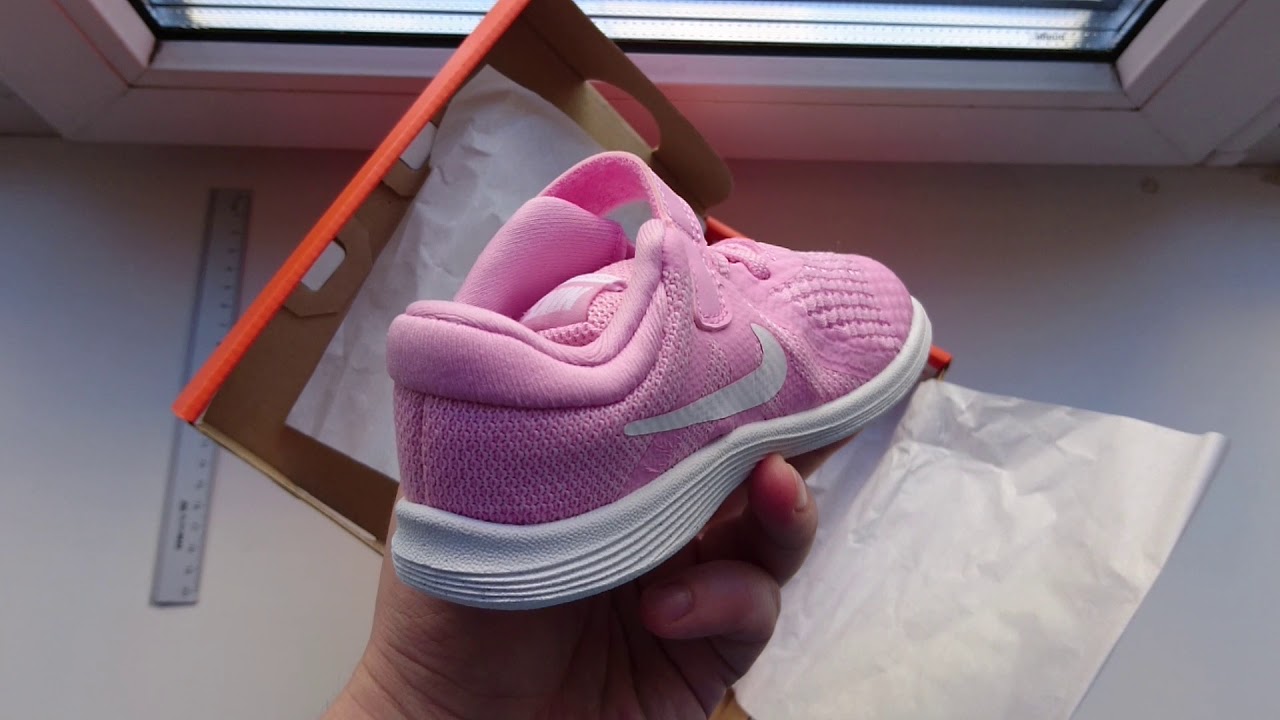 Распаковка детских кроссовок Nike Revolution 4 с Rozetka