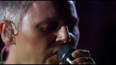 Massive Attack - Teardrop (Live From Abbey Road Studios 2006)