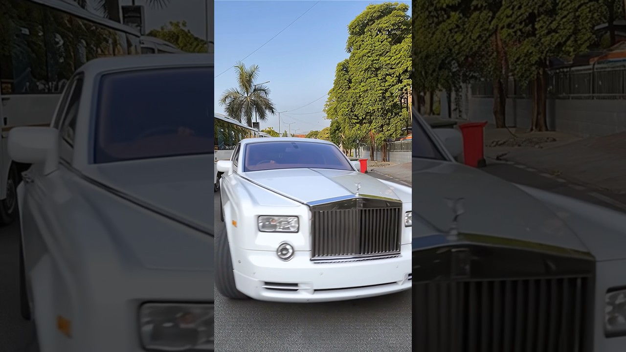 Rolls Royce 😱 #comedy #funny #comedyshorts #shorts #comedyvideo
