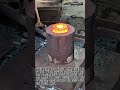 붉게 달아오른 금속을 내리치는 강력한 고온 단조 공정 #craft #machine #forging #factory #industry