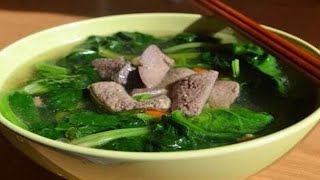 用这个方法做的＂青菜猪肝汤＂味道特别鲜美，一点不输饭店