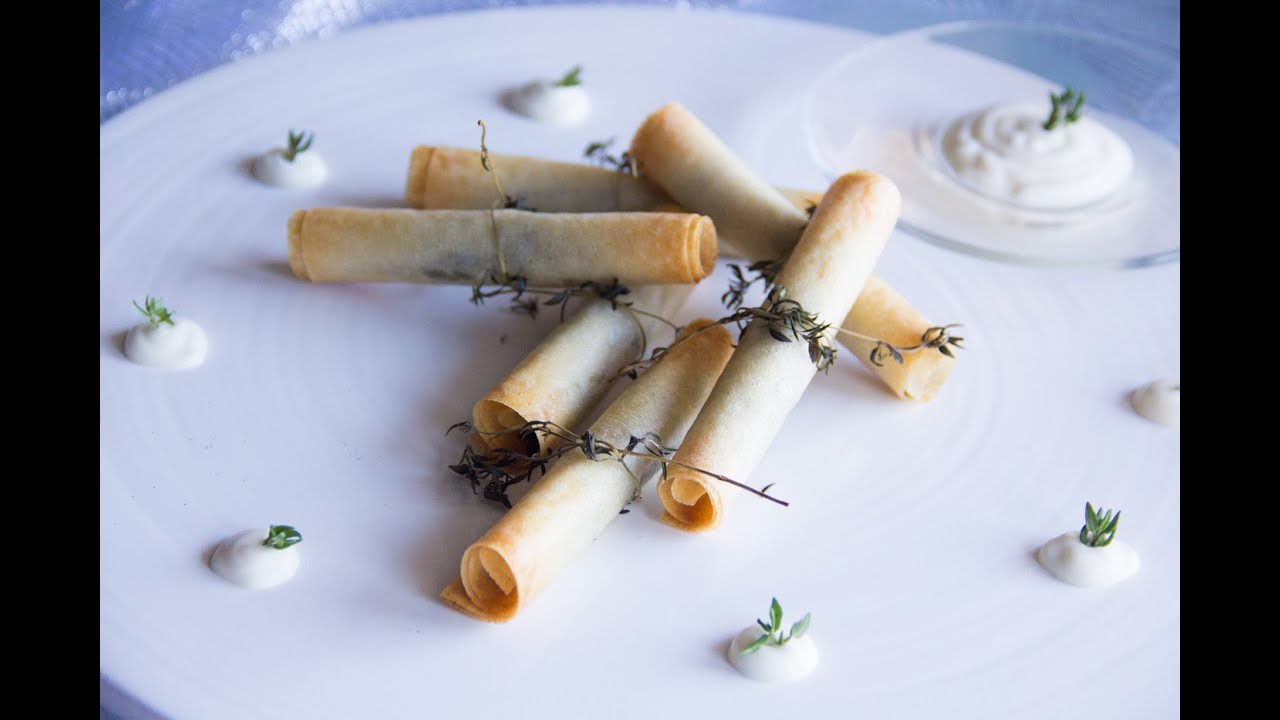 CRUJIENTE DE MORCILLA Y MANGO CON ALIOLI DE MANZANA I Comando Cocina