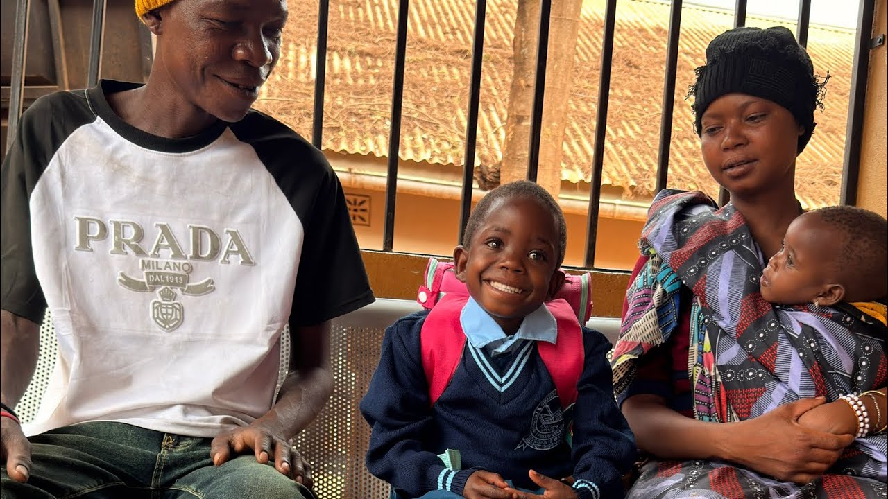 Tuyetuye First Day at School with her Parents by her side