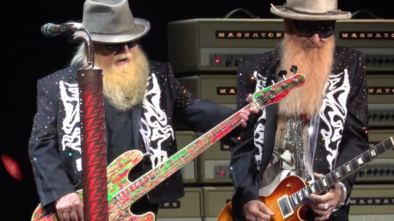 ZZ Top ⬘ Dusty Hill Live 2019 🡆 Full Show ⬘ VetsAid 🡄 Nov 10 ⬘ Houston Toyota Center