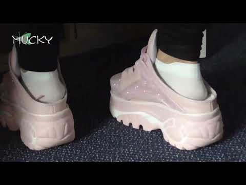 Hausarbeit in rosa Buffalo Halbschuhe