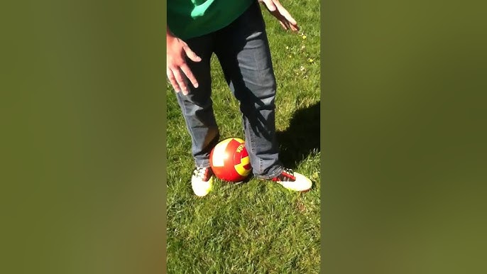 Comment courber un ballon de soccer 