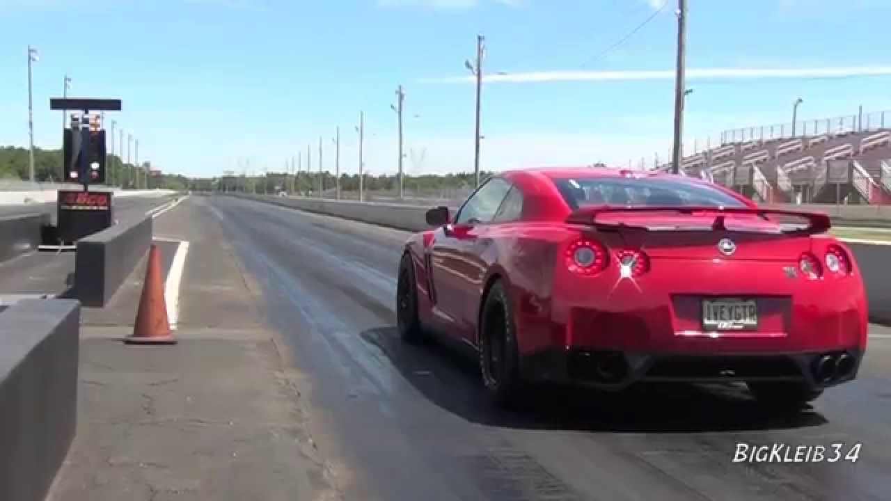 1800hp IveyTune Alpha 16 GT-R Does the 8-second Waltz Down the 1320