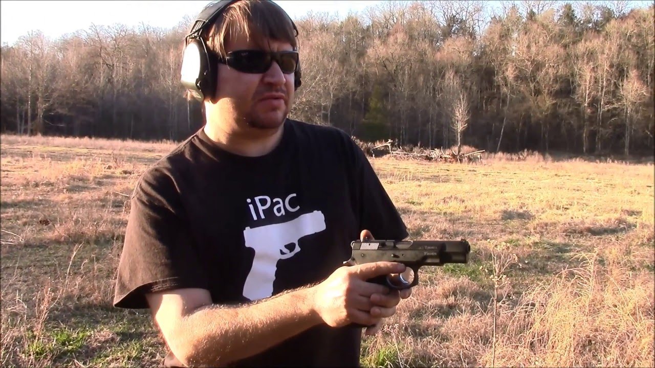 Czech CZ75B 9mm Pistol Review and First Shots - YouTube