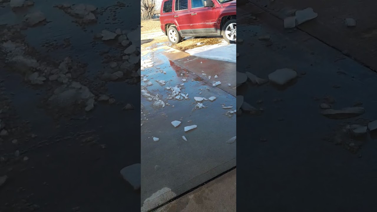 не завидовать (не стремиться обладать или иметь другие вещи)