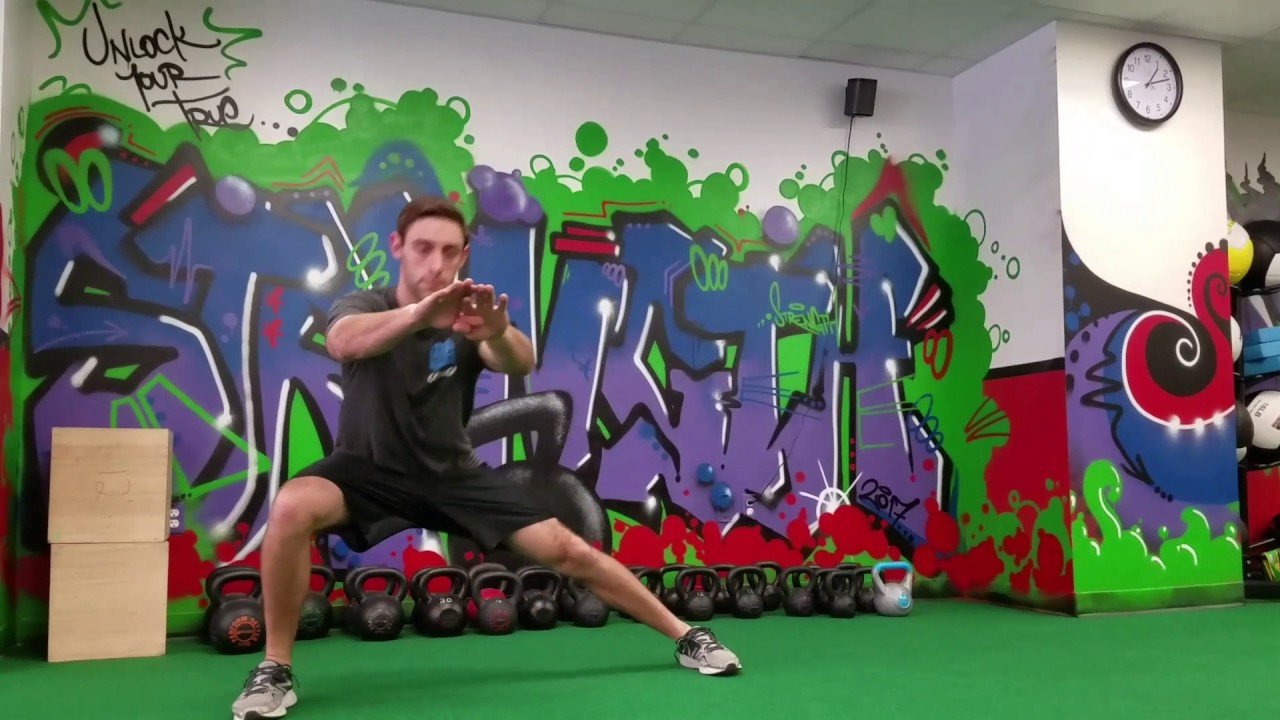Alternating Lateral Lunge - YouTube