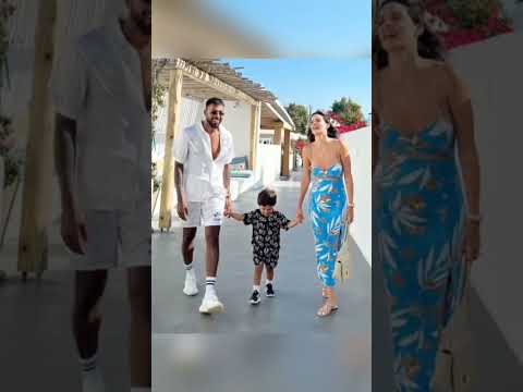 #shorts Cricketer Hardik Pandya With Wife Natasha Dress Combination 🎊