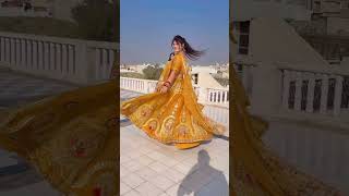 Apko Sabse Sundar Dress Konsi Lagi