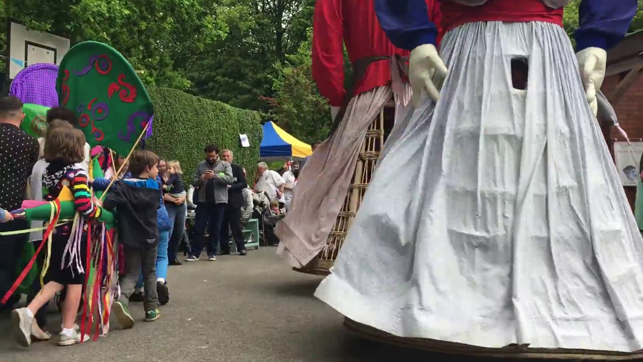 Les Géants de Maffle - Sortie au Centre de Vie de Jette ( 13 Mai 2017)