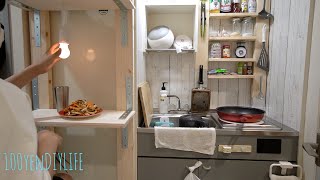 【1人暮らし】賃貸の狭いキッチンを100均リメイクシートでDIY｜柱防腐テープ