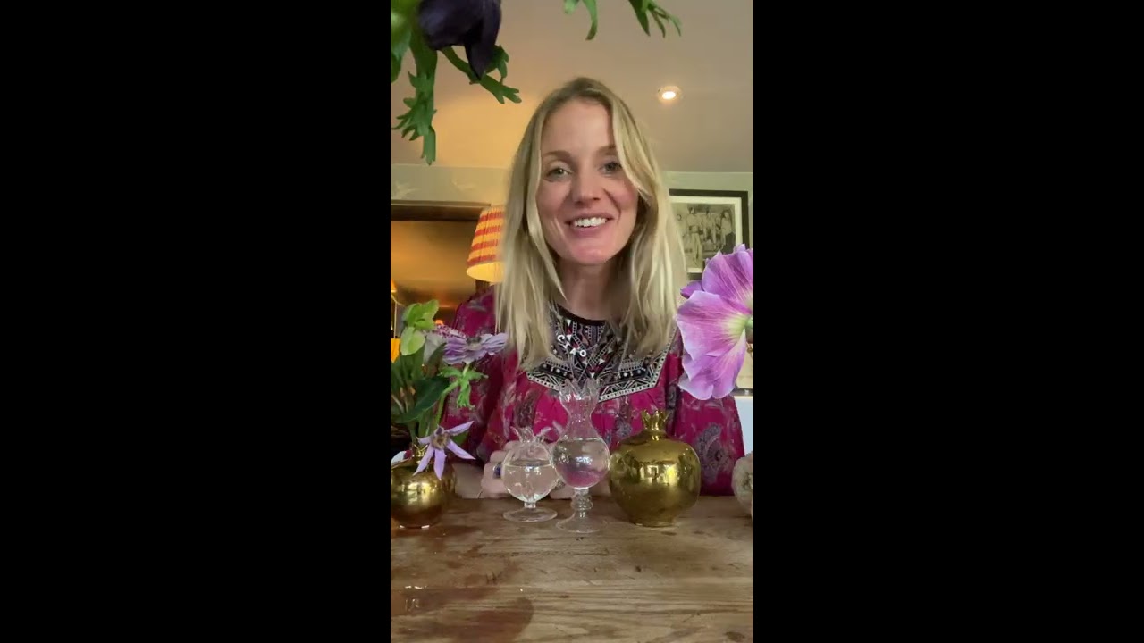 Create Your Festive Table: Floral Centrepiece with Willow Crossley