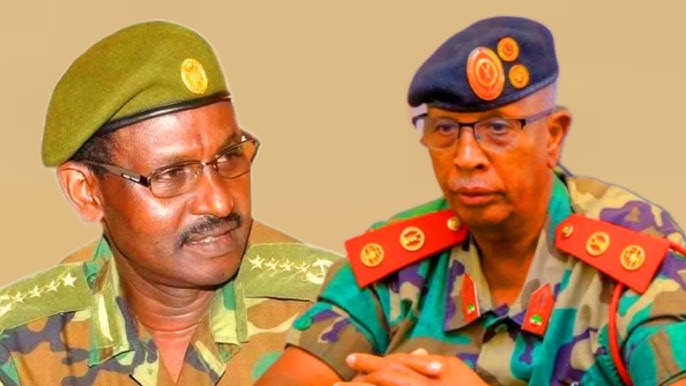 Bir lezbiyen dugonasini uxlab yotganida sikdi. Gozal qoramagiz bilan onlayn jinsiy aloqani tomosha qiling