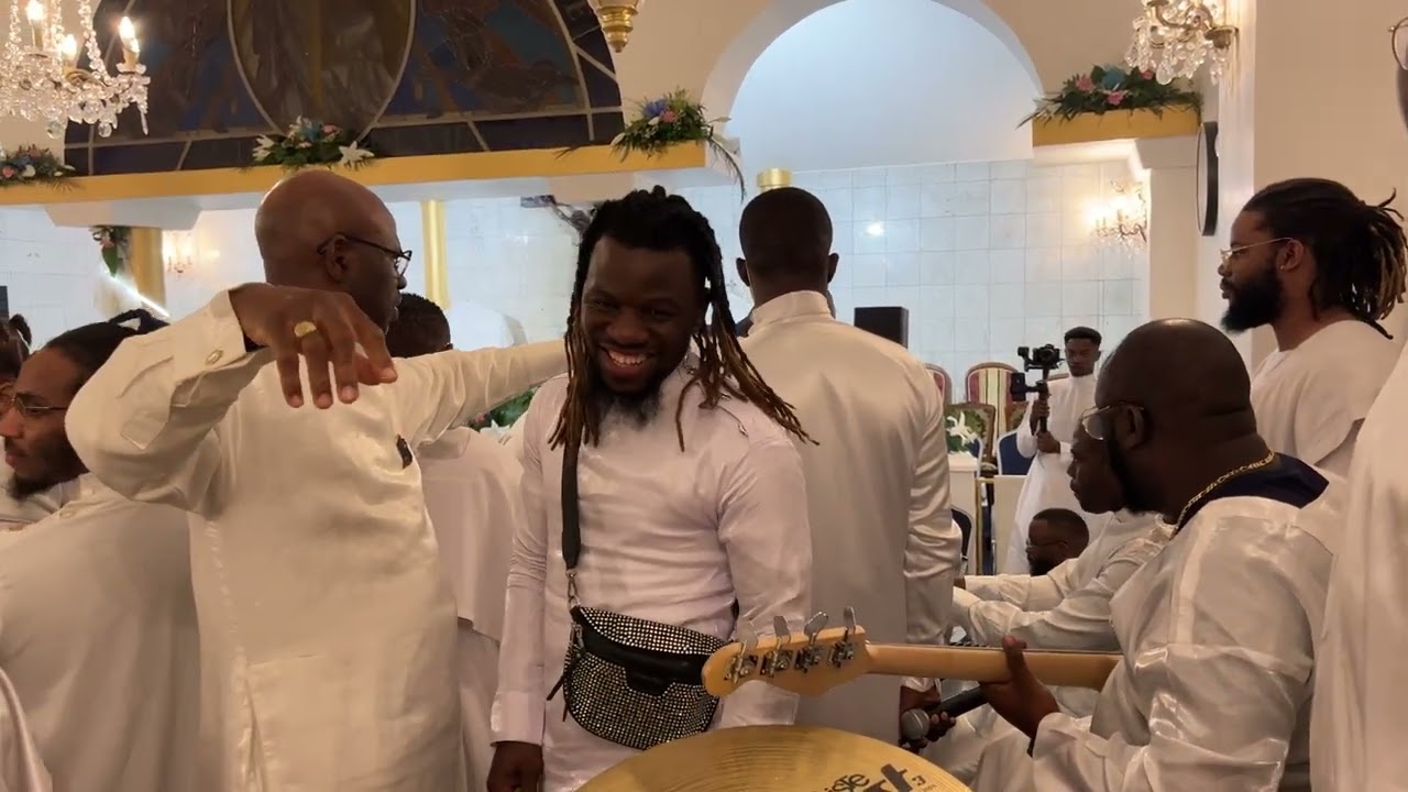 SORTIE D’ENFANTS - GUY MÔQUET / fille Elya Oluwa Ose Baba Ara