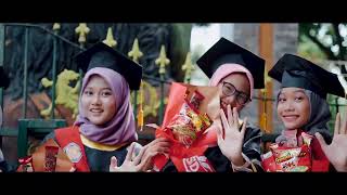 Highlight Launching Batik Gupala Setya & Antologi Puisi Acara Wisuda Sdn 1 Srandakan Bantul