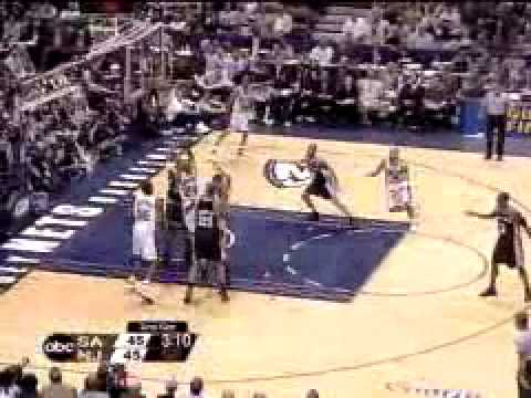 Kenyon Martin slams home Richard Jefferson miss